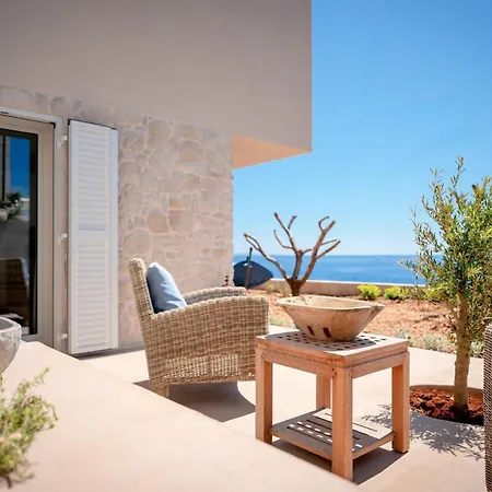 Front In Hvar Casa vacanze *