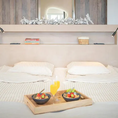 Semesterbostad Front In Hvar